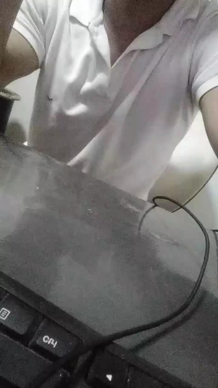 kevincho27 on Cam4 