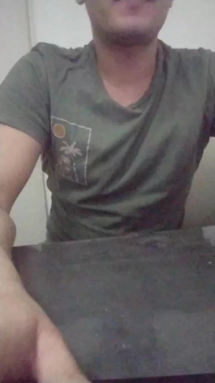 kevincho27 on Cam4 