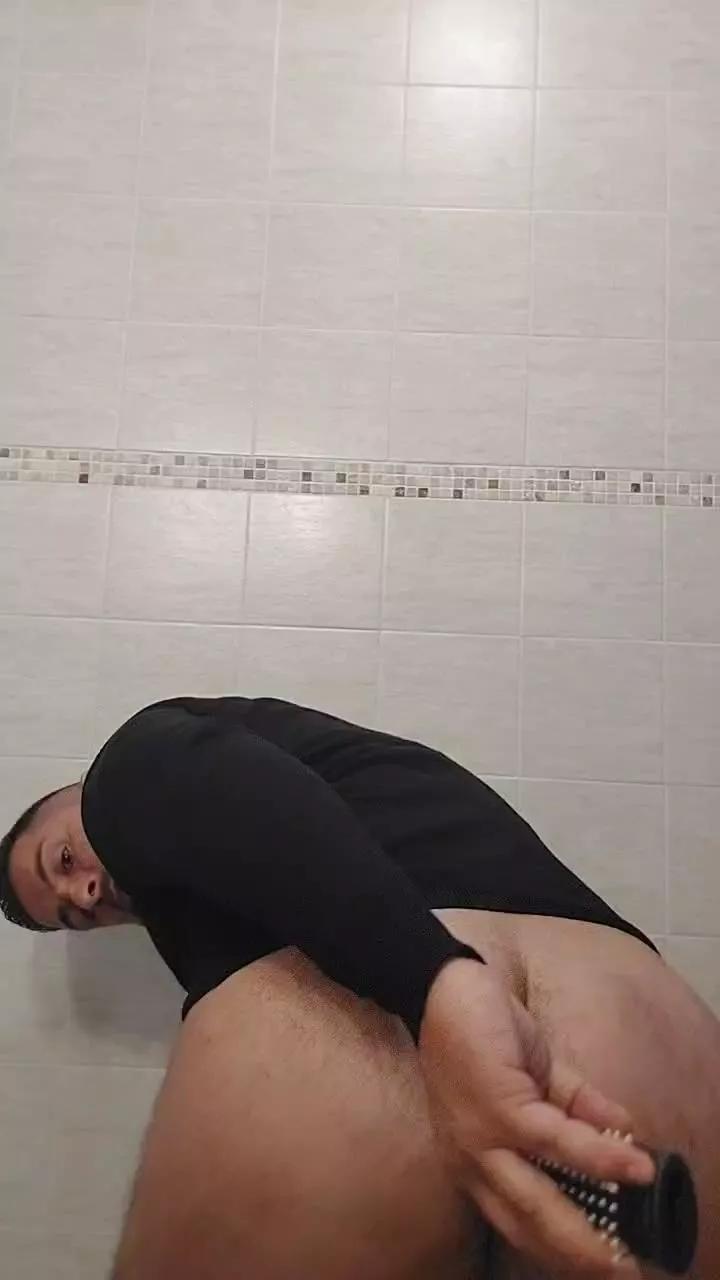 Kingbull1900 on Cam4 