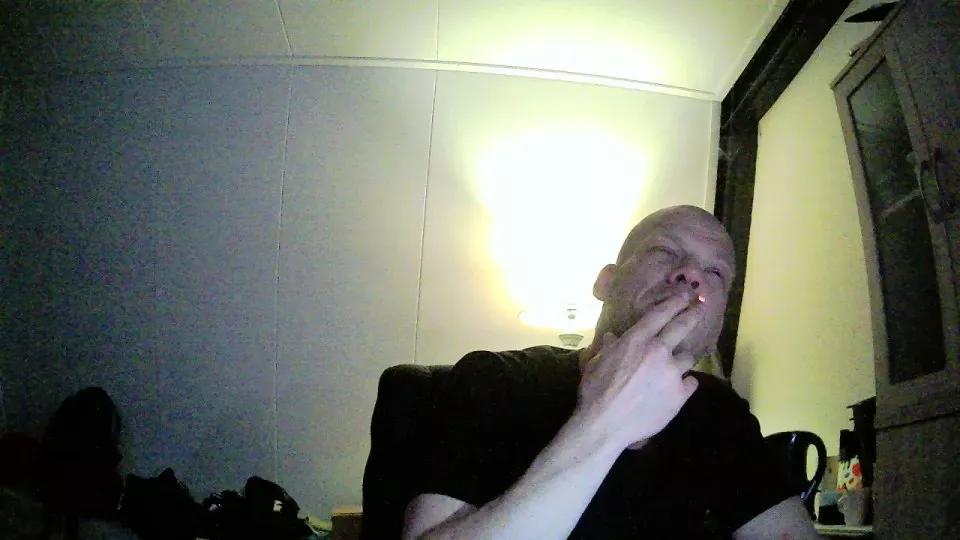 Kinky_Play on Cam4 