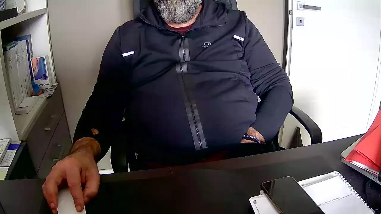 kuros1967 on Cam4 