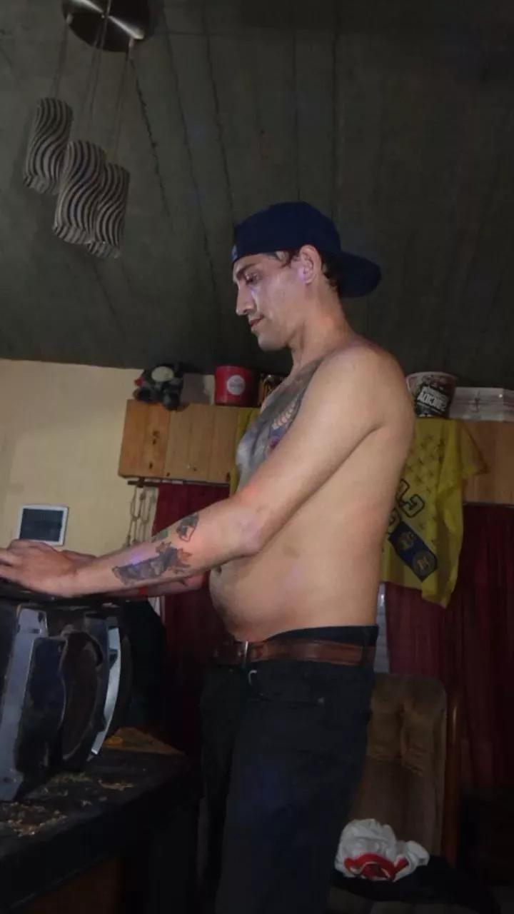 lada878 on Cam4 