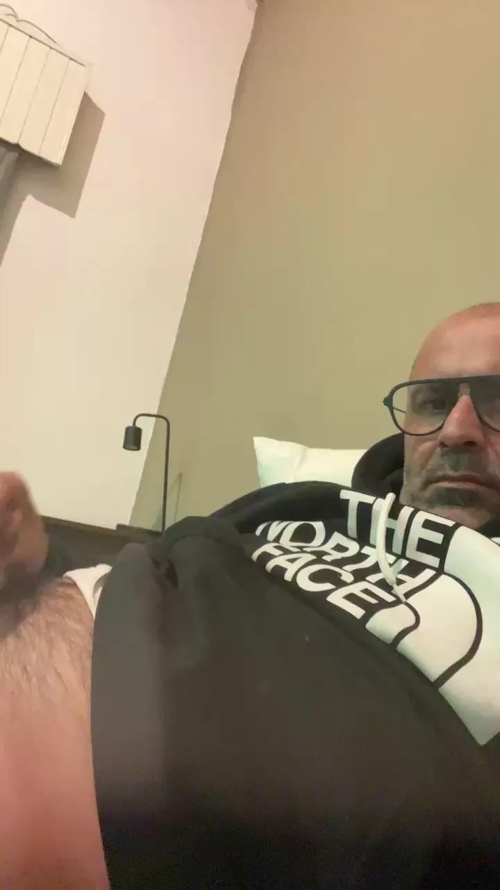 Lago22 on Cam4 