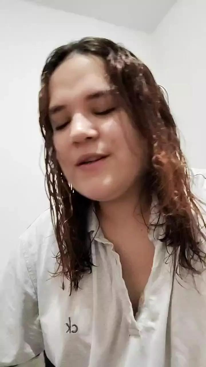 LaSantitaa1 on Cam4 