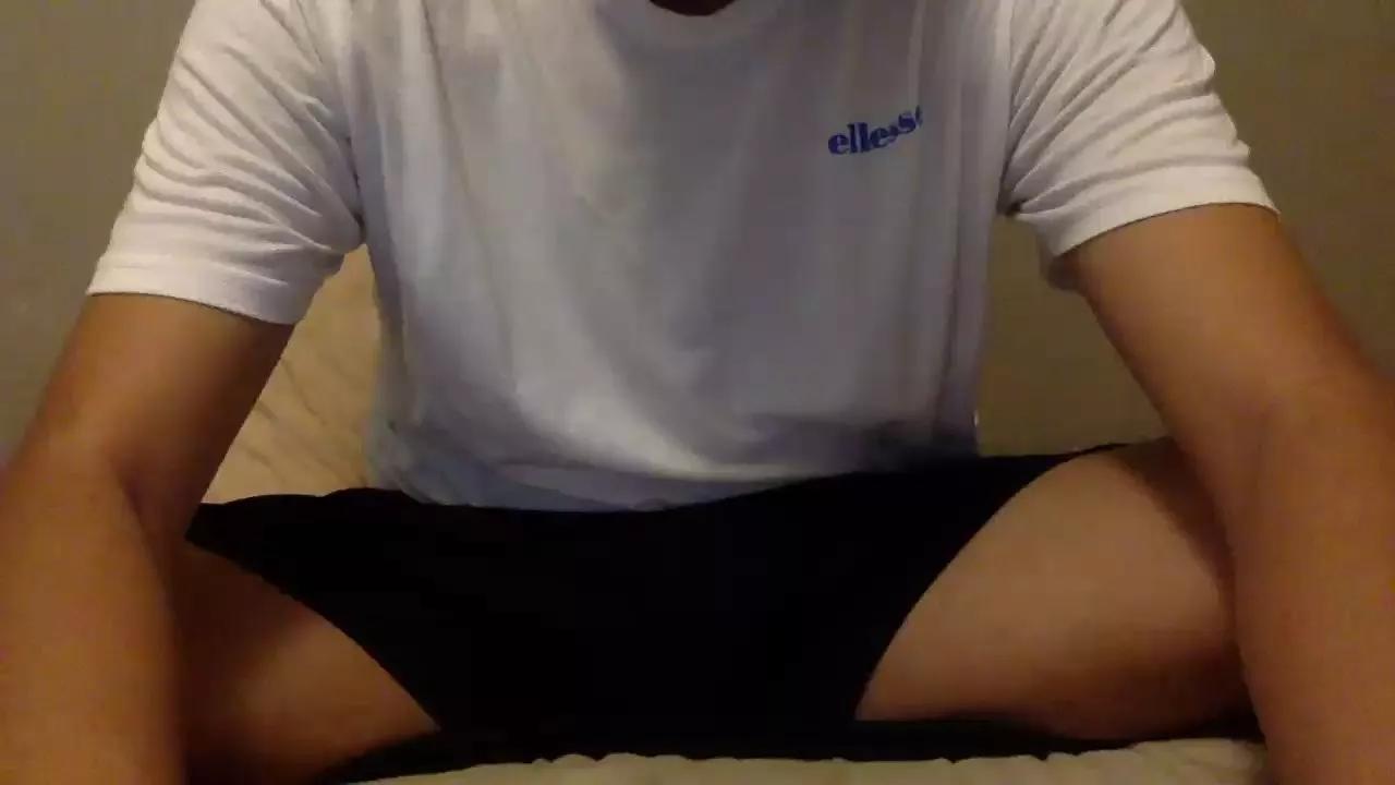 latinboihere on Cam4 
