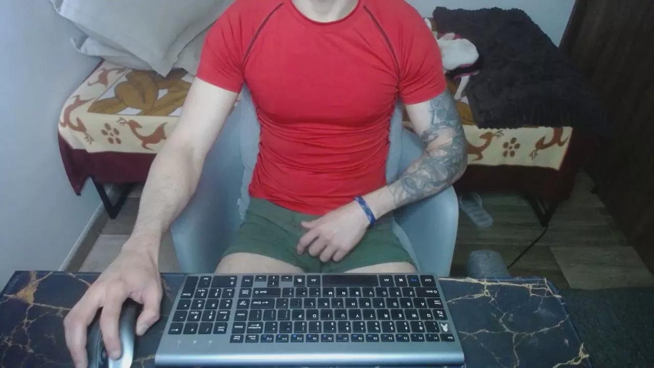 Lealboy on Cam4 