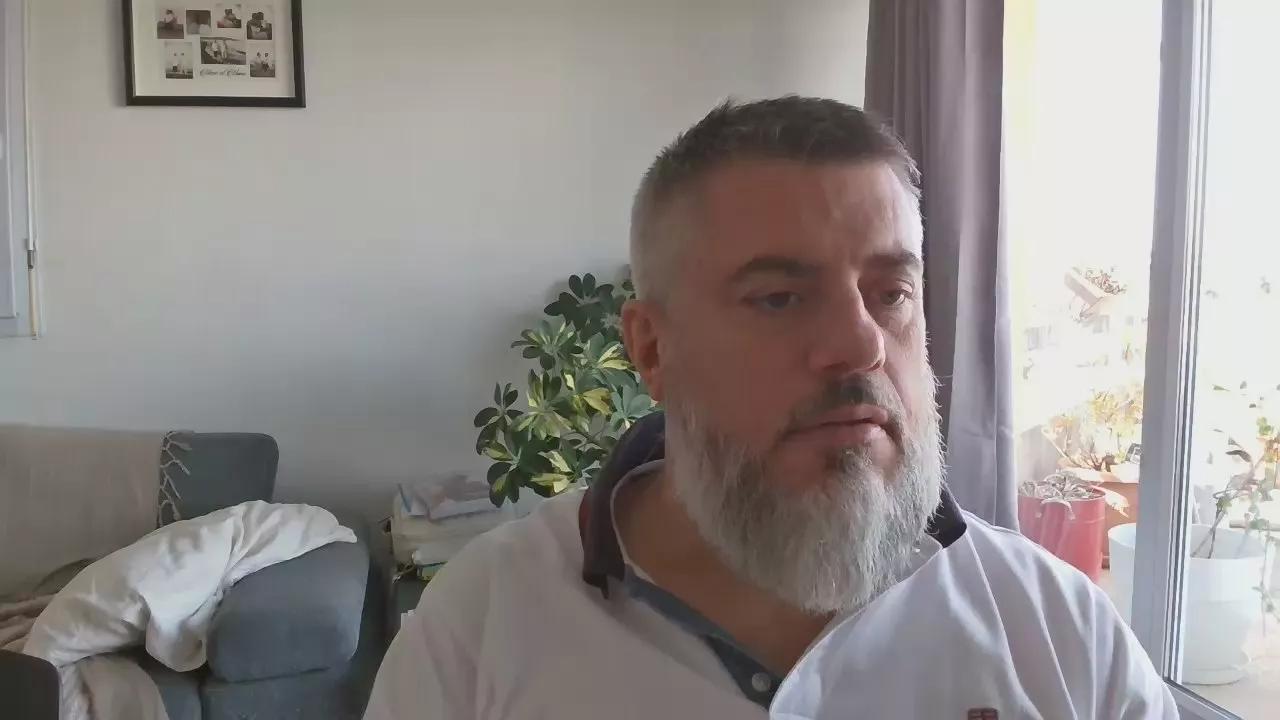 loulou999999 on Cam4 