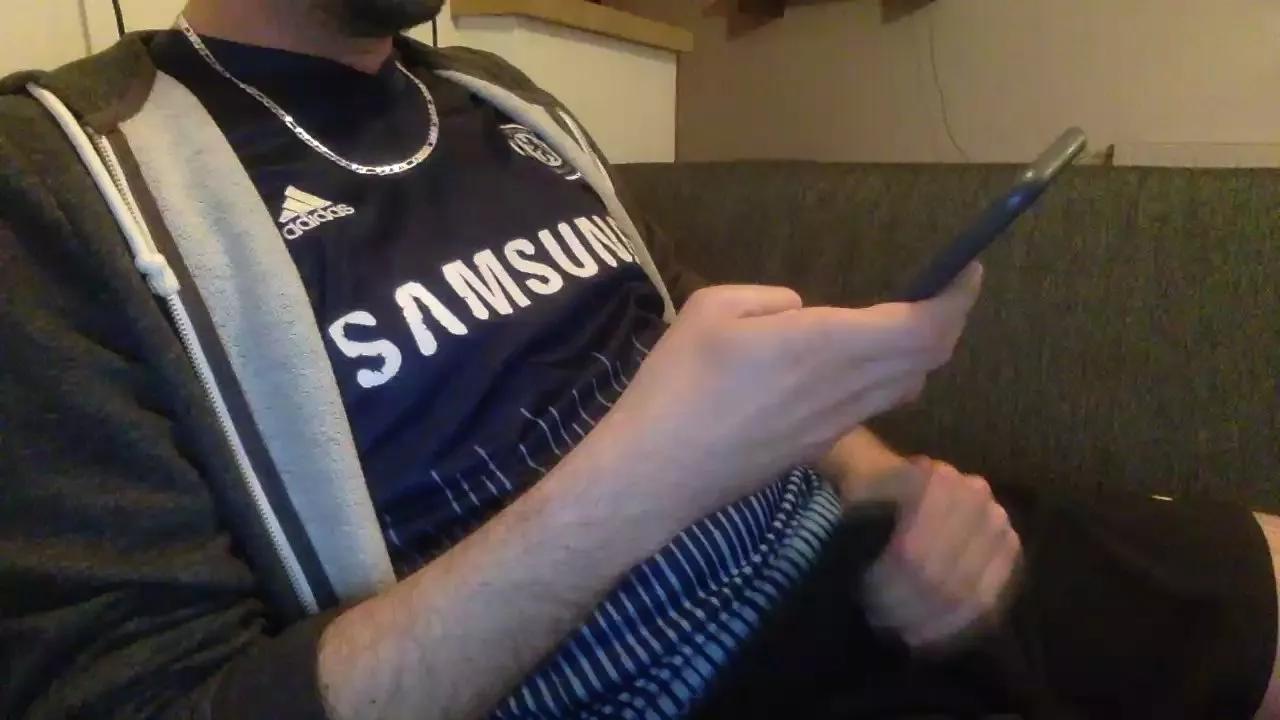 lucass941 on Cam4 