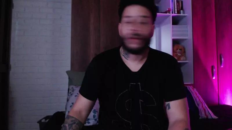 lucy_maximo on Cam4 