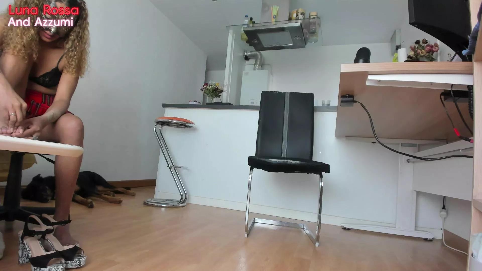 LunaRossaCam on Cam4 