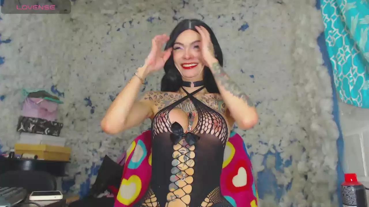 luxurydiamondd on Cam4 