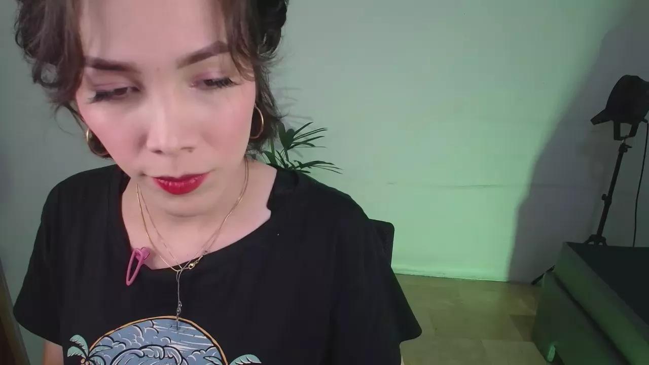 MadameRuiz on Cam4 