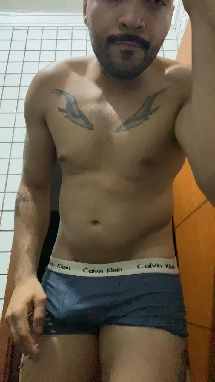 Marrento45 on Cam4 