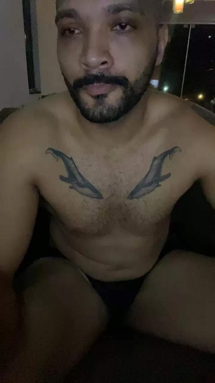 Marrento45 on Cam4 