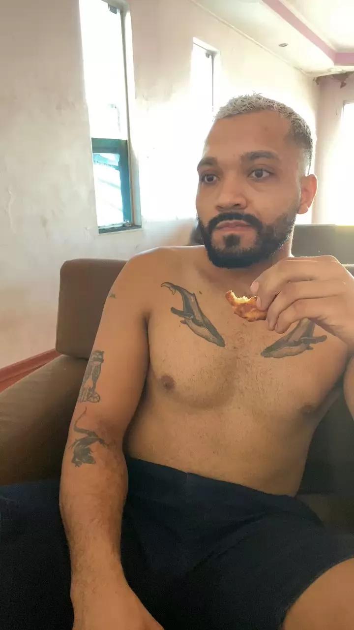 Marrento45 on Cam4 