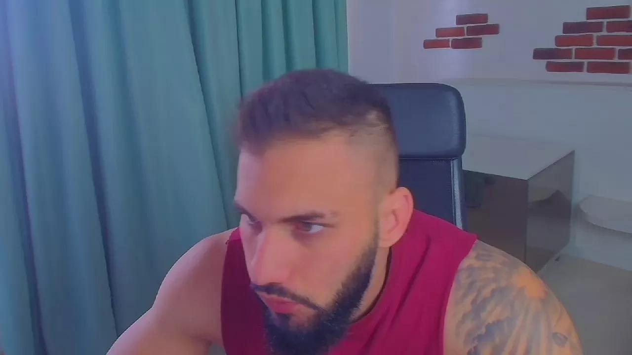 MateoBennett on Cam4 