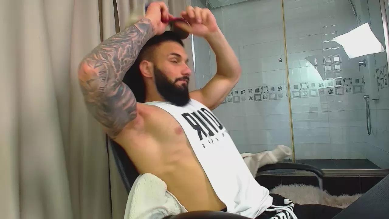 MateoBennett on Cam4 