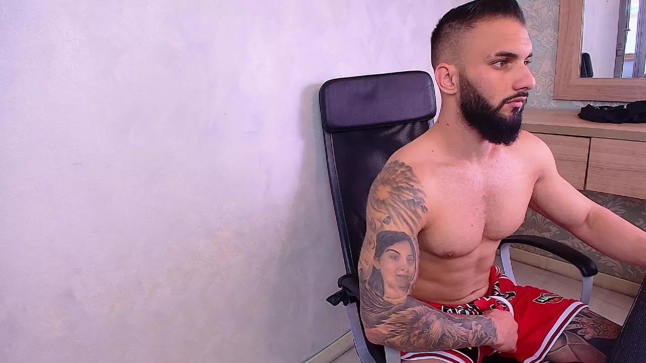 MateoBennett on Cam4 
