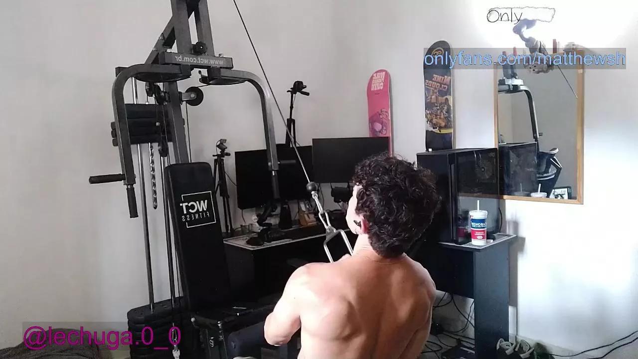 MatthewsH on Cam4 