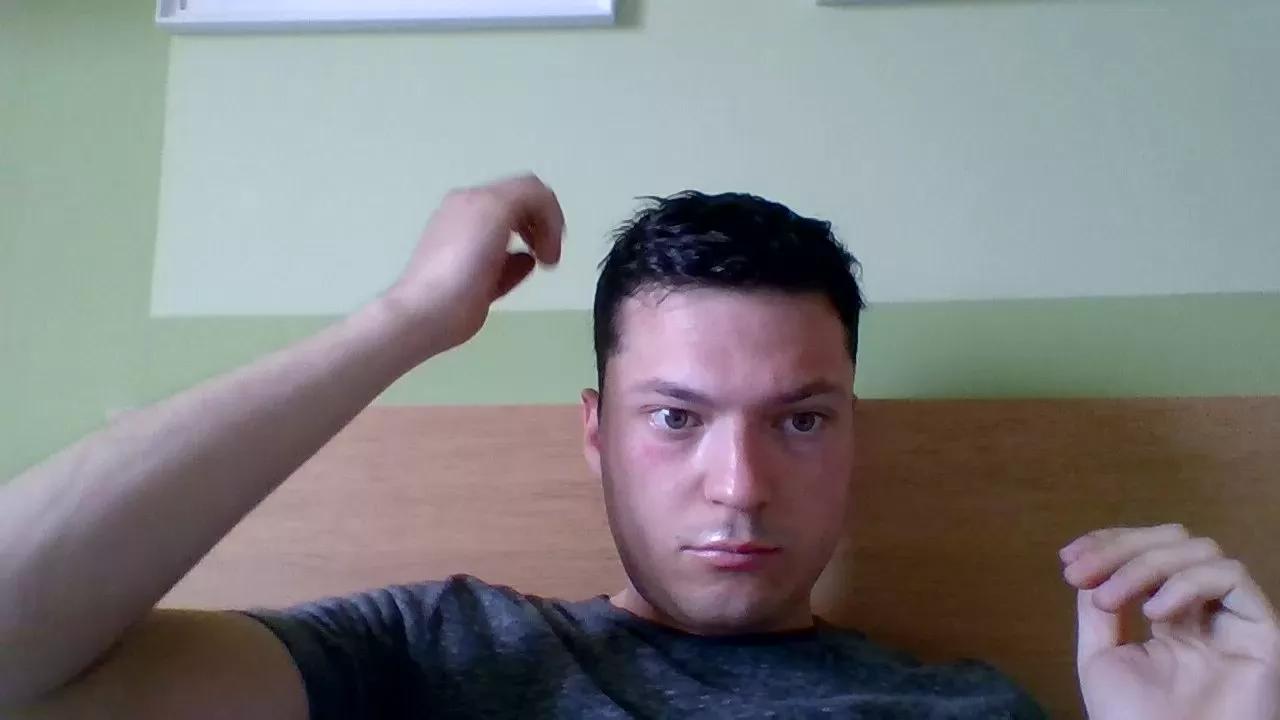 Mattia_21 on Cam4 