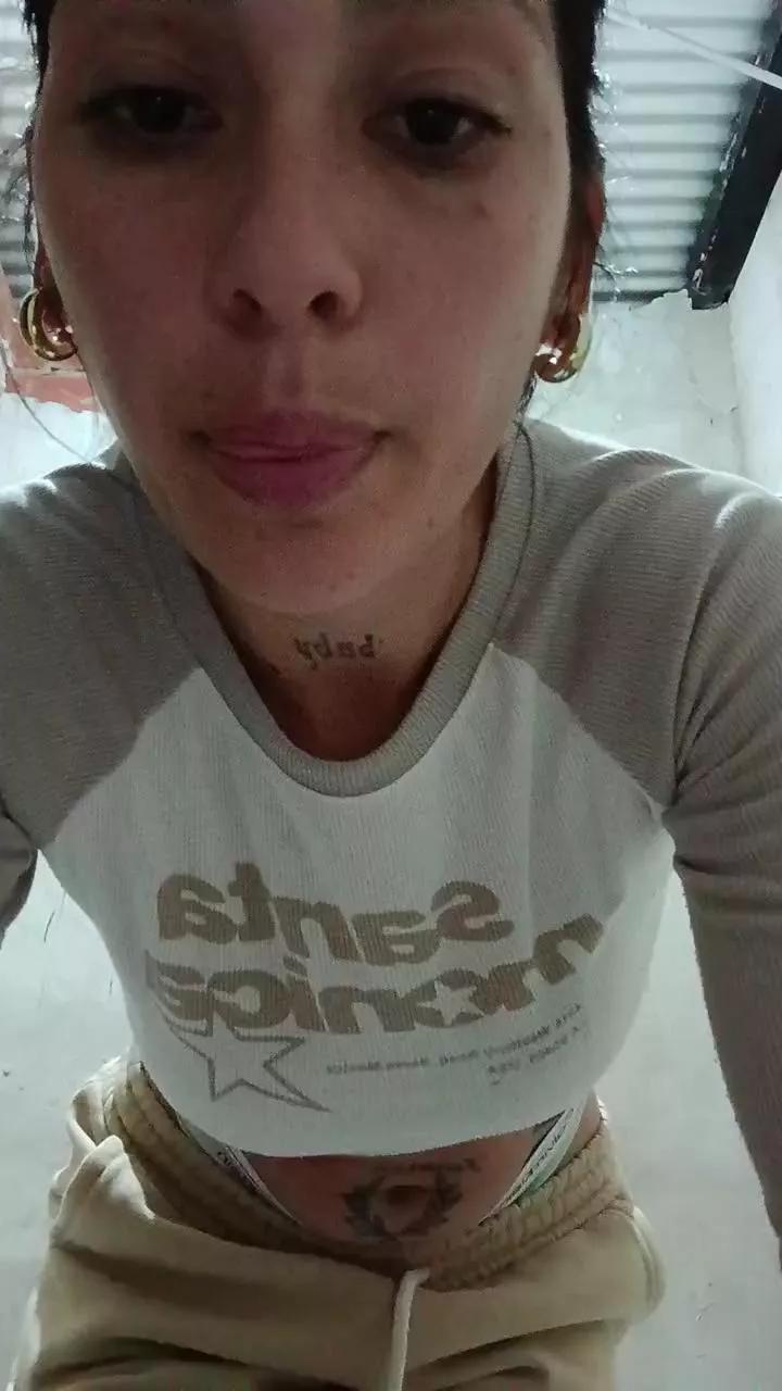 meri37 on Cam4 