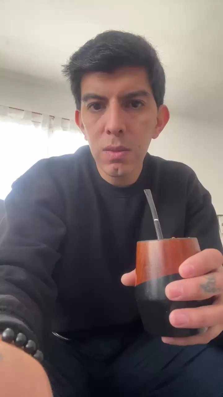 Offline Michaelmichael on Cam4