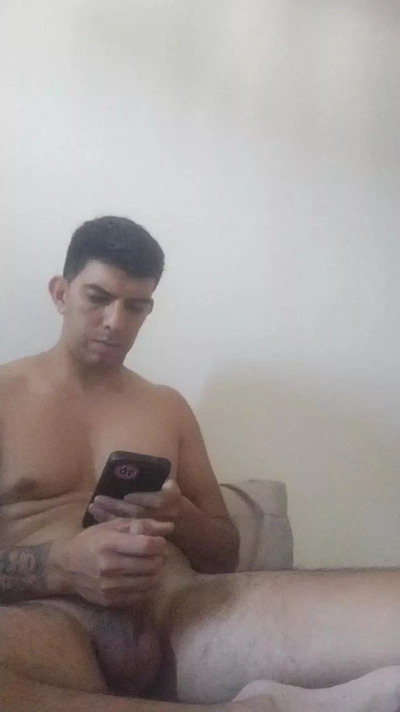 Offline Michaelmichael on Cam4