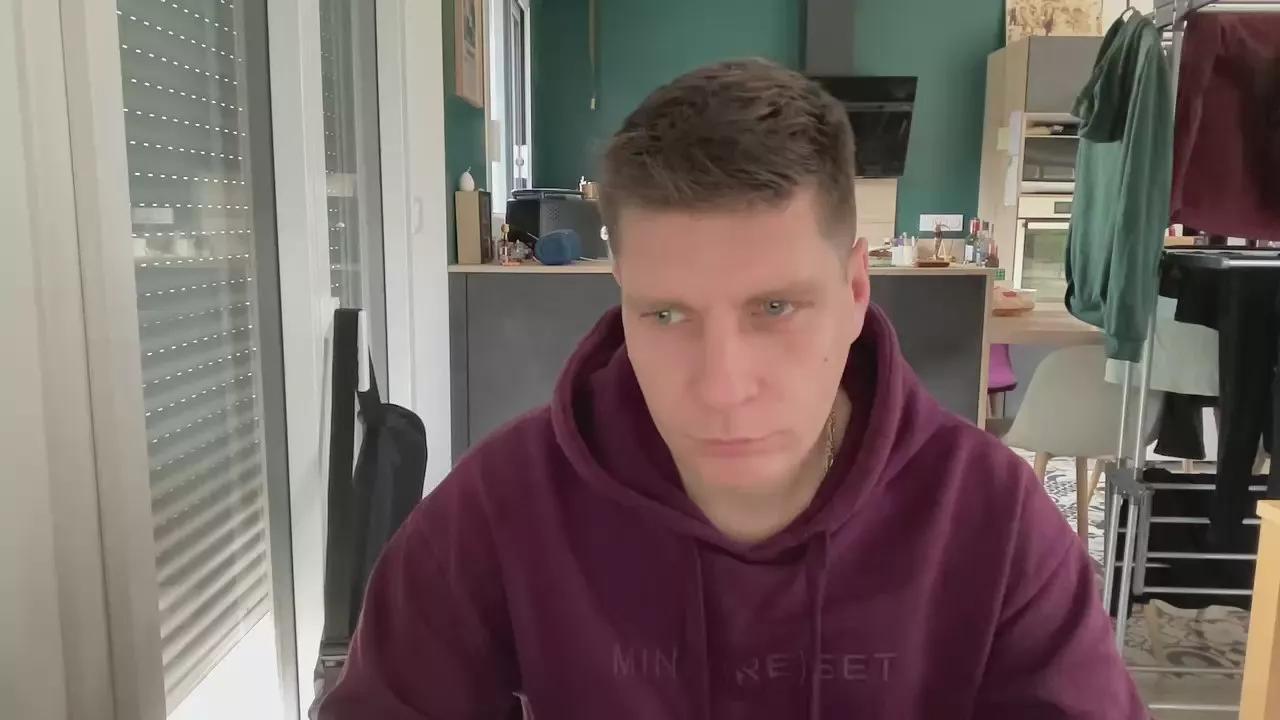 miklp1984 on Cam4 