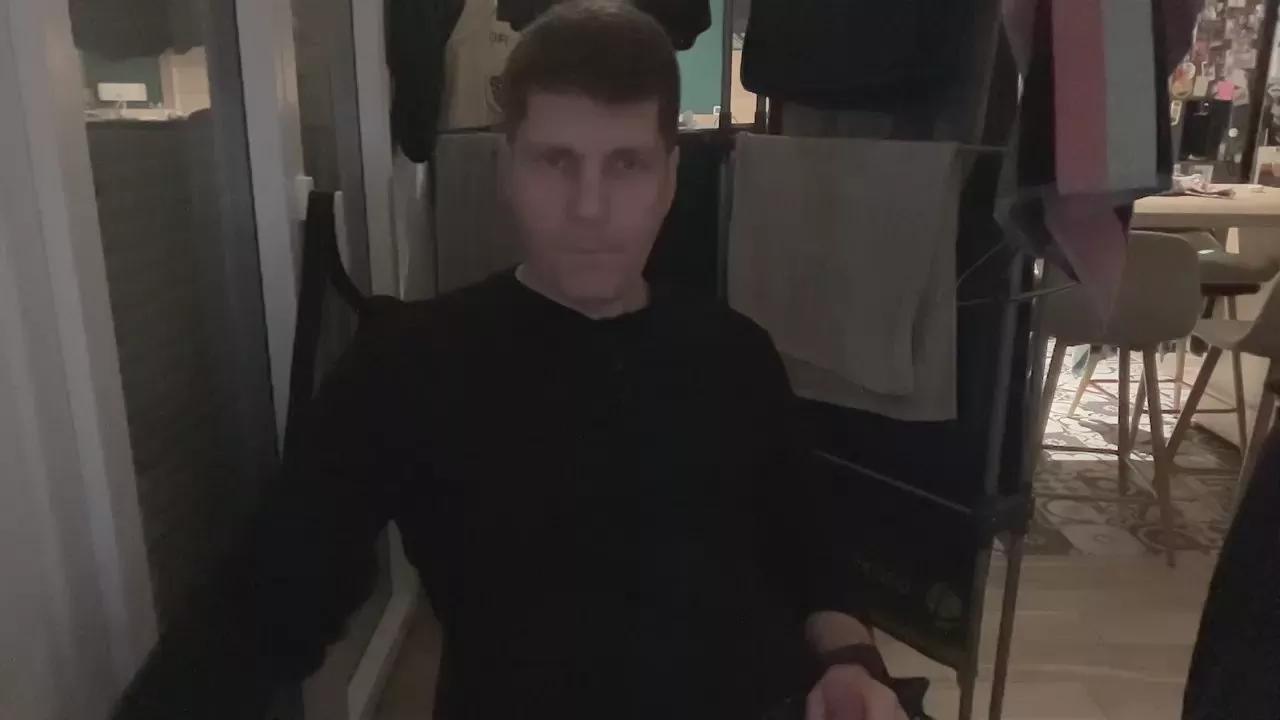 miklp1984 on Cam4 