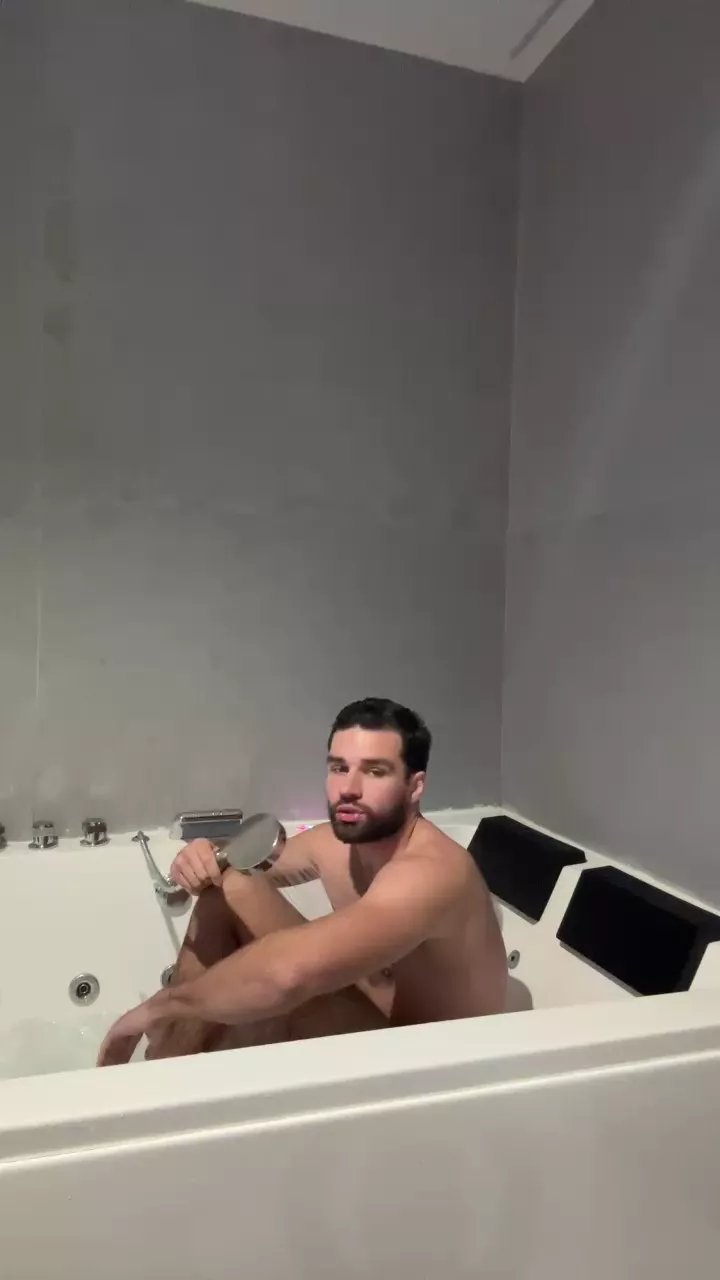 Offline Mitchyourmodel on Cam4