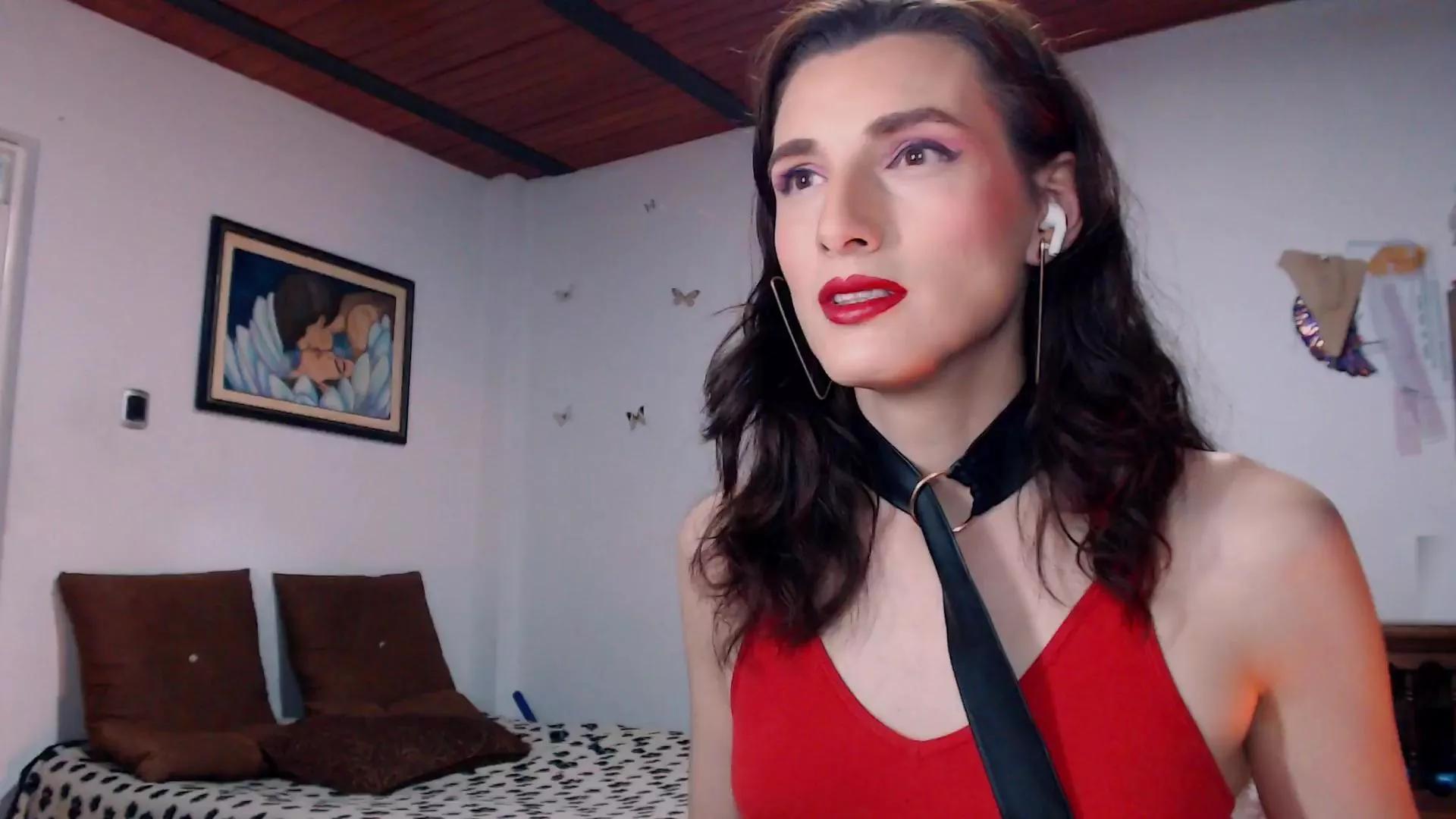 moira_hot on Cam4 