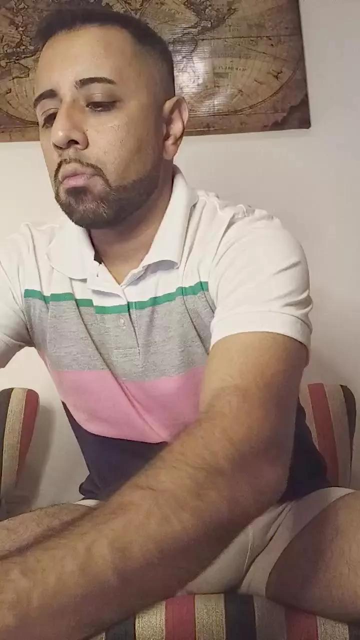 Morochiooo35 on Cam4 