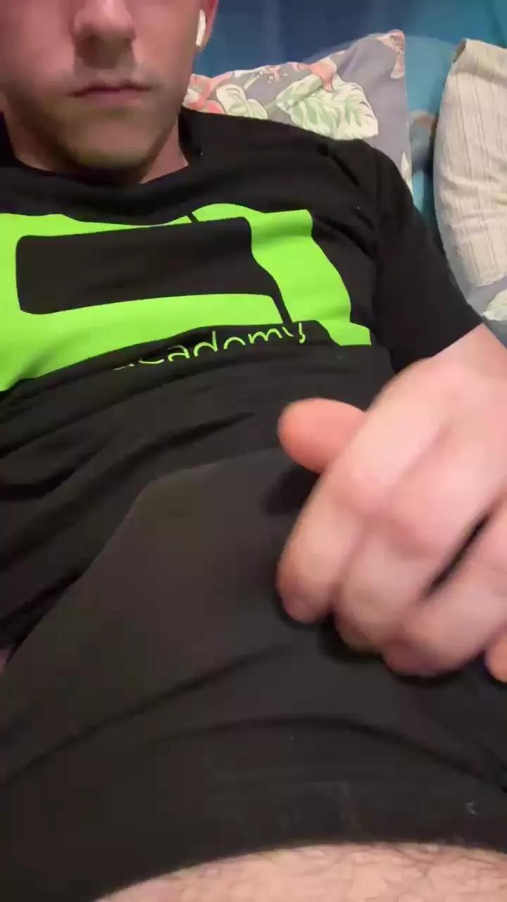 MrCazzone01 on Cam4 