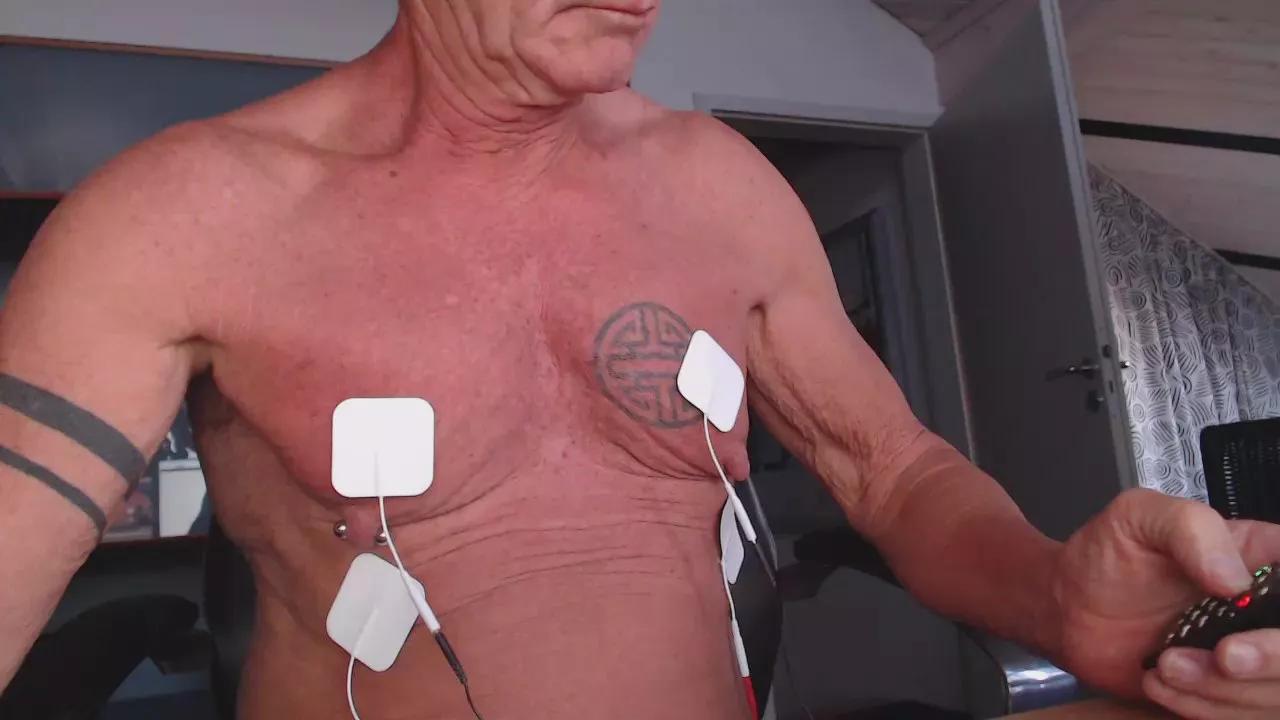 munichrubber on Cam4 
