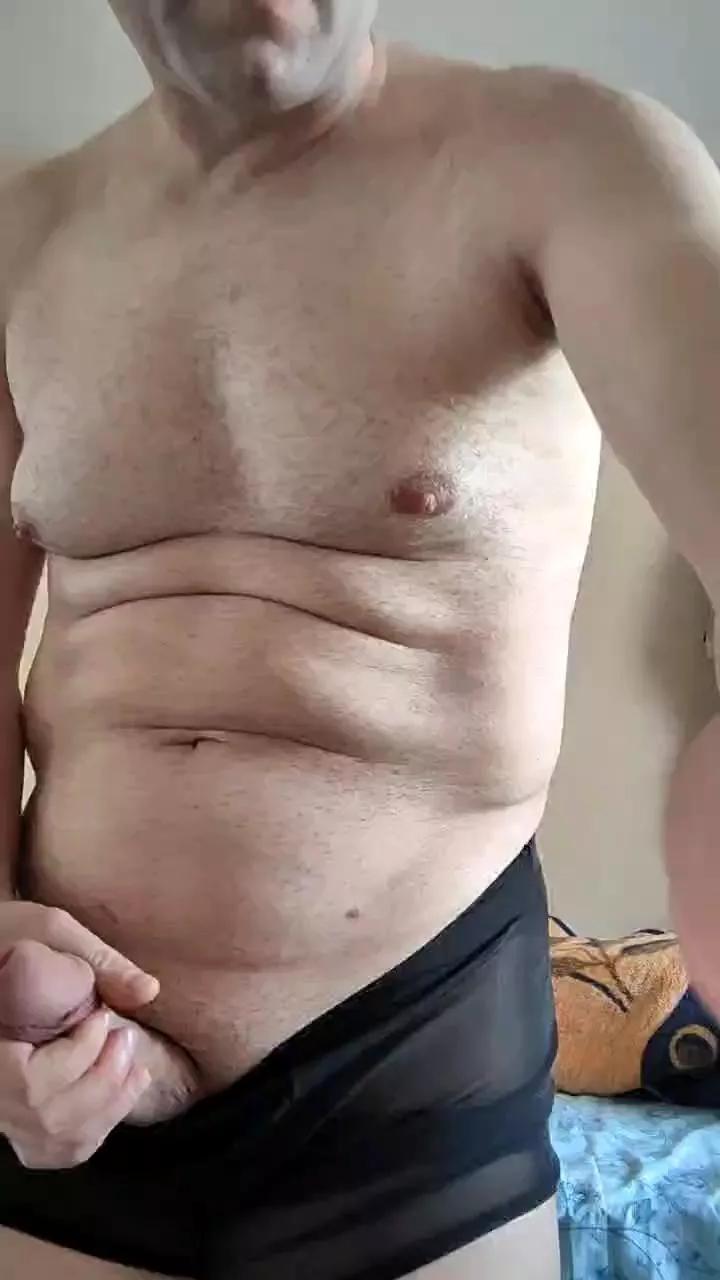 muscularbigcock on Cam4 
