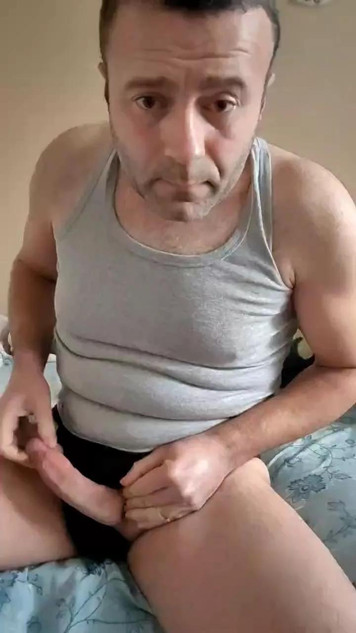 muscularbigcock on Cam4 