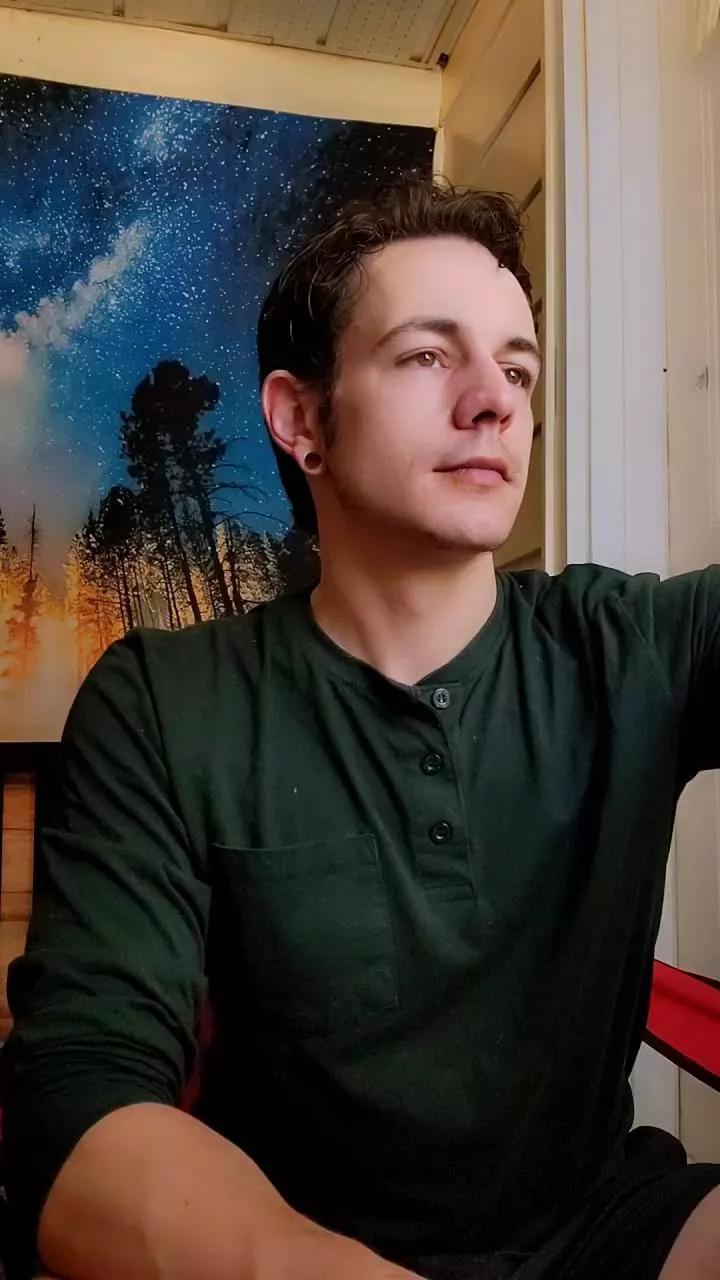 Naturesbest951 on Cam4 