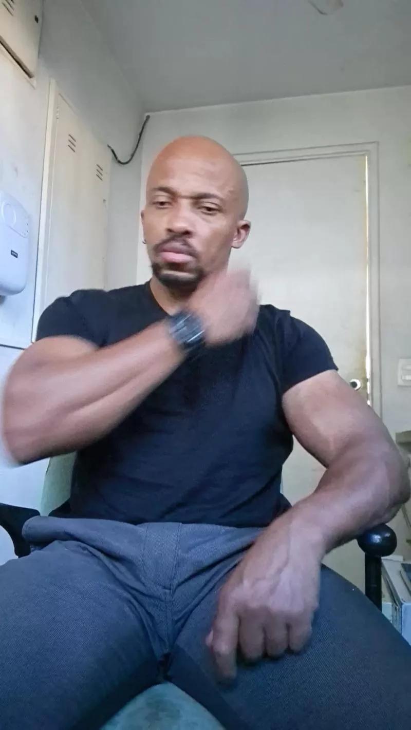 Negro1000sexy on Cam4 