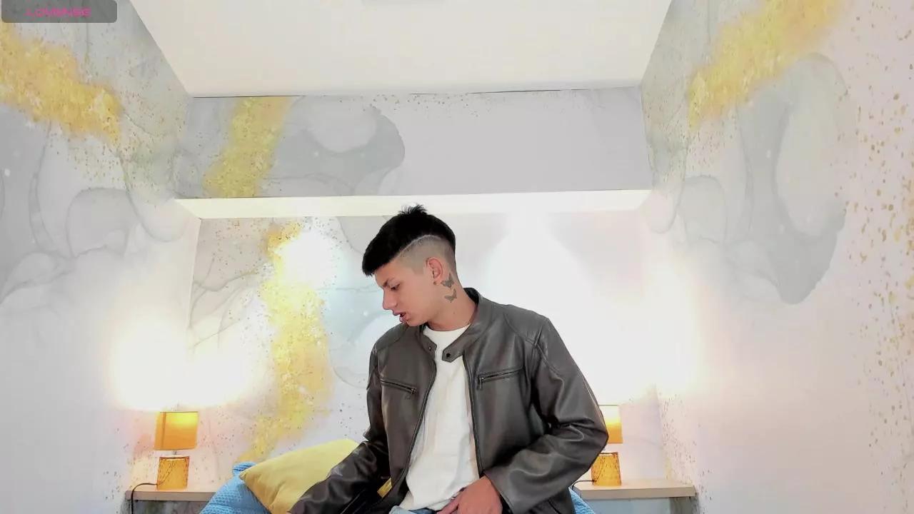 NICKY_MAXIMOF on Cam4 