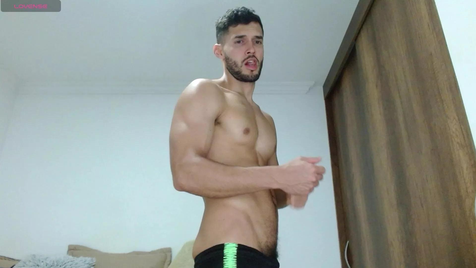 noah_jhonsonn on Cam4 