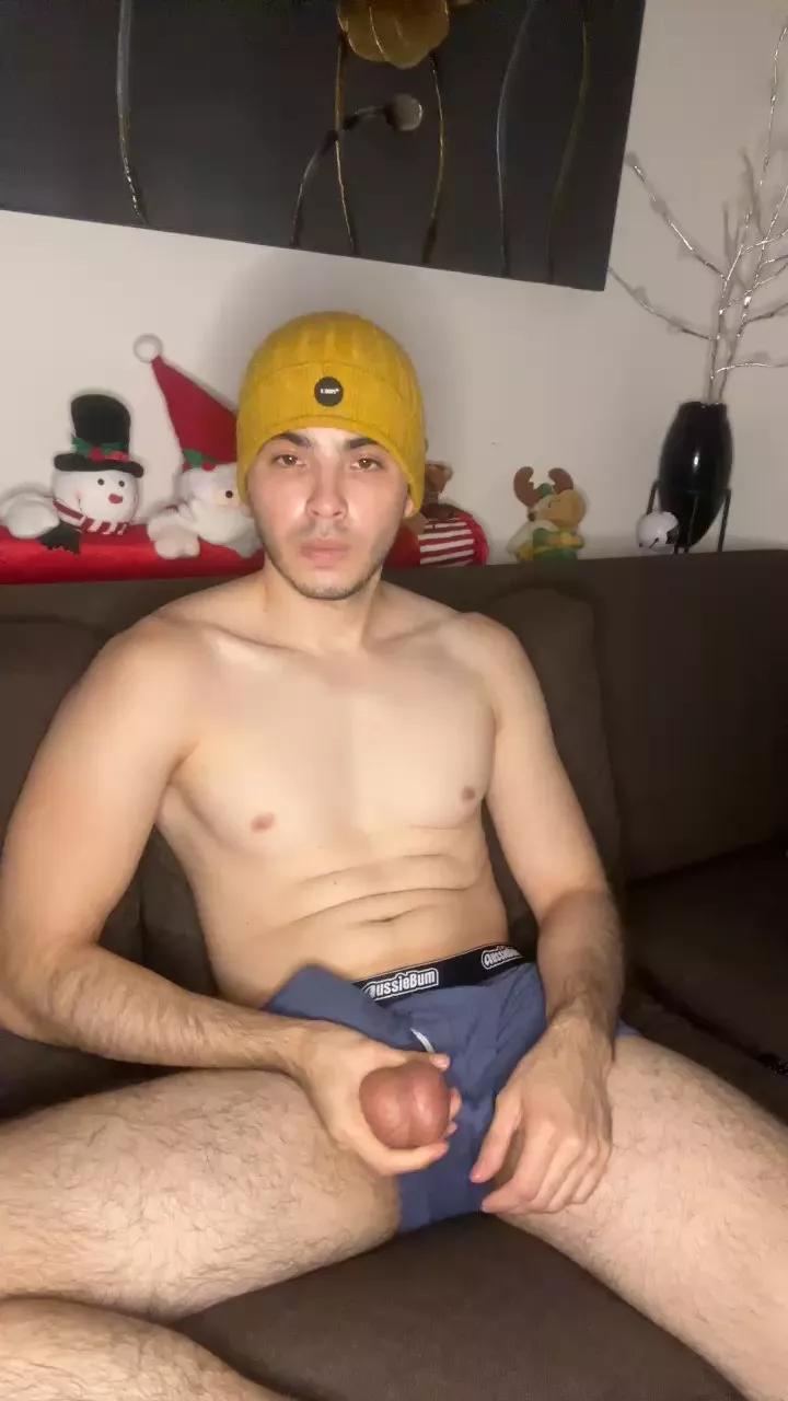 Oliverxxx25 on Cam4 
