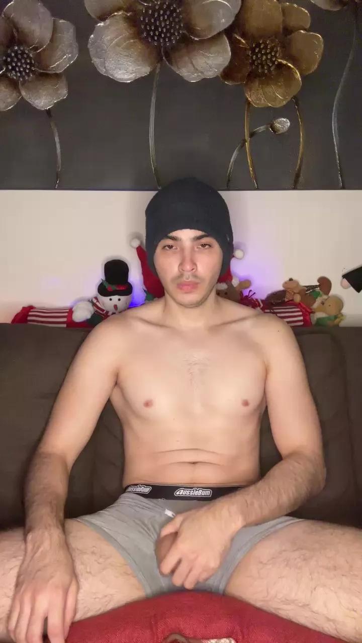 Oliverxxx25 on Cam4 