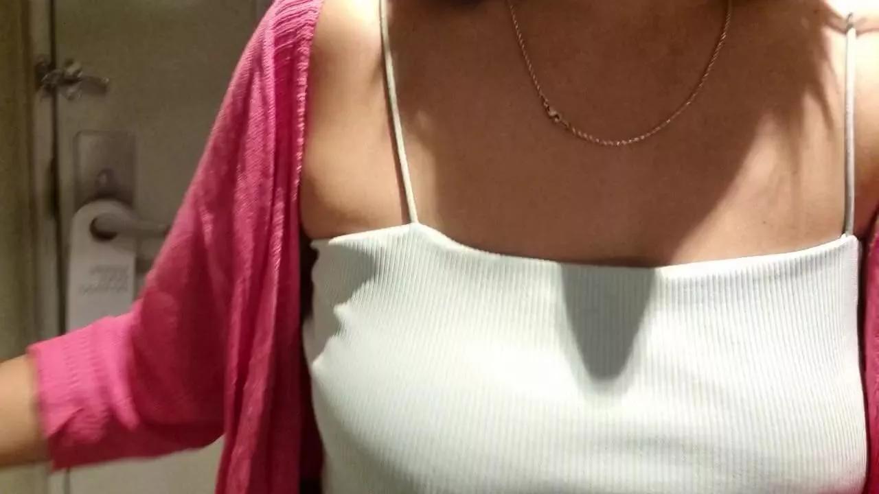 oliviaqueenhot on Cam4 