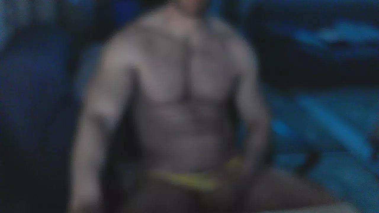 Olmo_hot on Cam4 