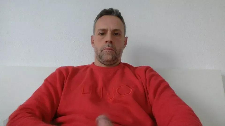 omarbig88 on Cam4 