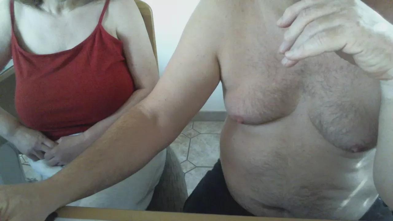 paar103 on Cam4 