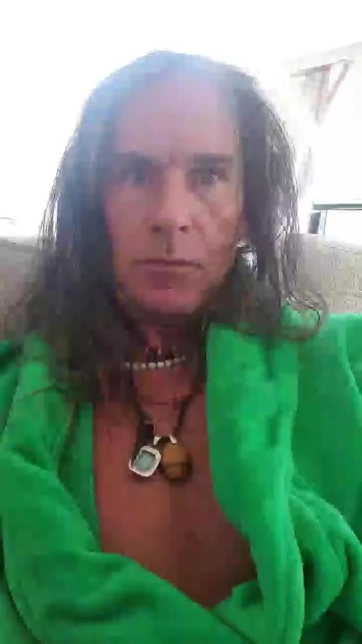 ParisTrans on Cam4 
