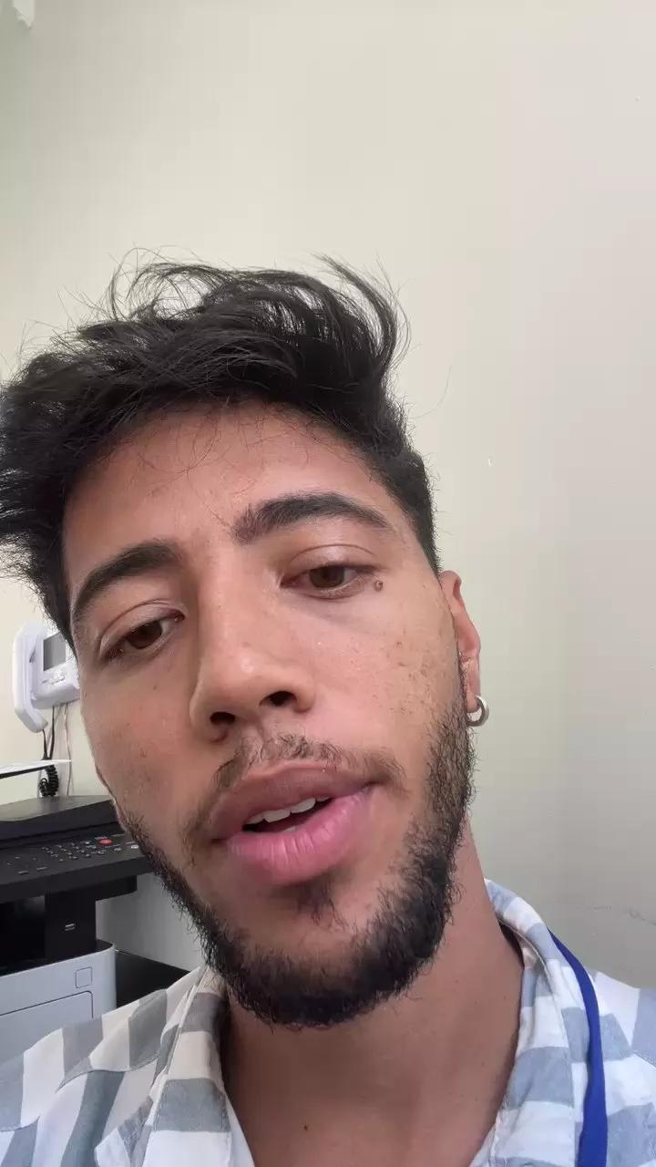 pedrozinhoo on Cam4 