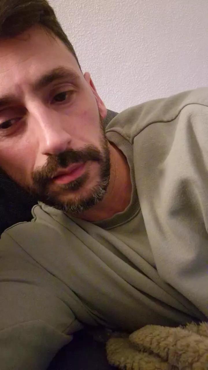 phill_22 on Cam4 