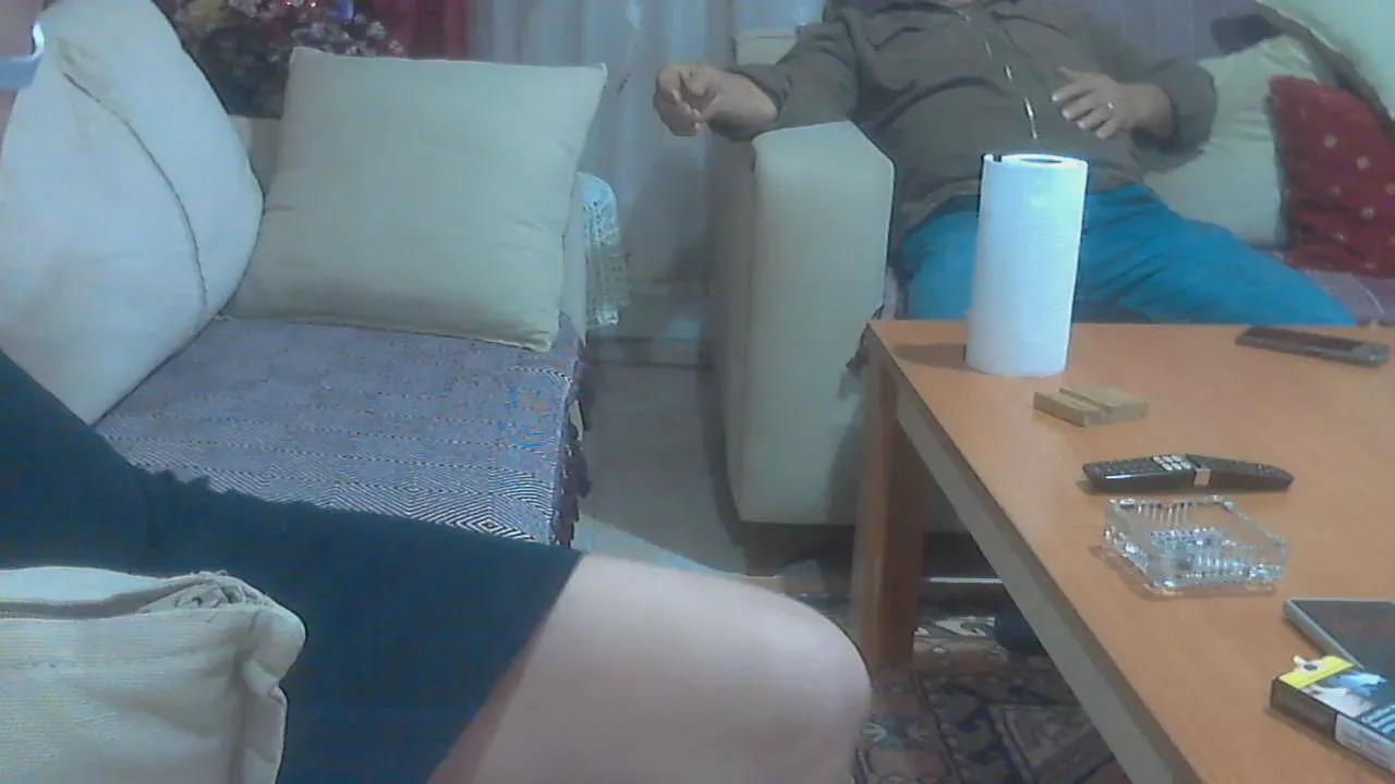 pollen_07 on Cam4 